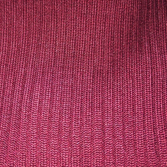 Ann Taylor burgundy ribbed sweater - Picture 3 of 3